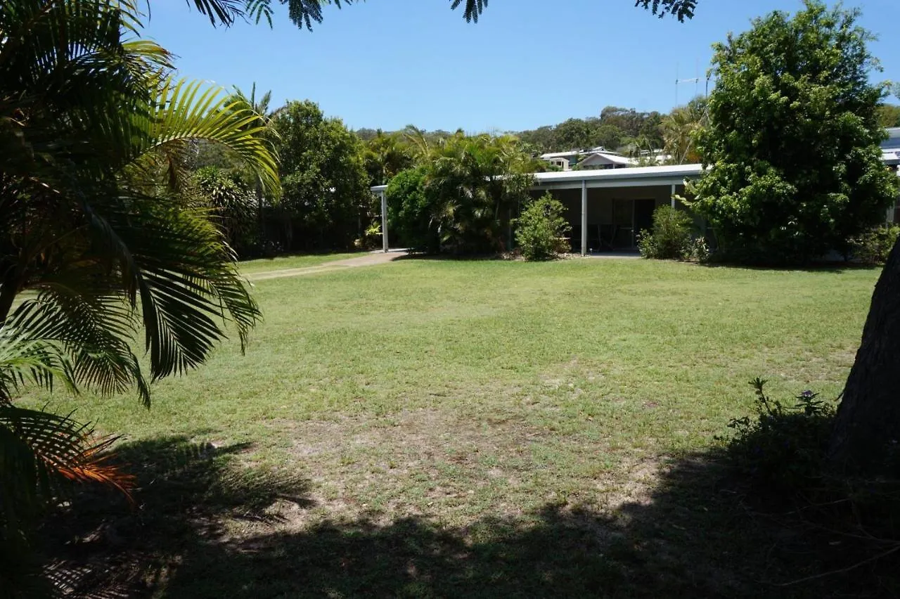Holiday home 11 Bomburra Court Rainbow Beach
